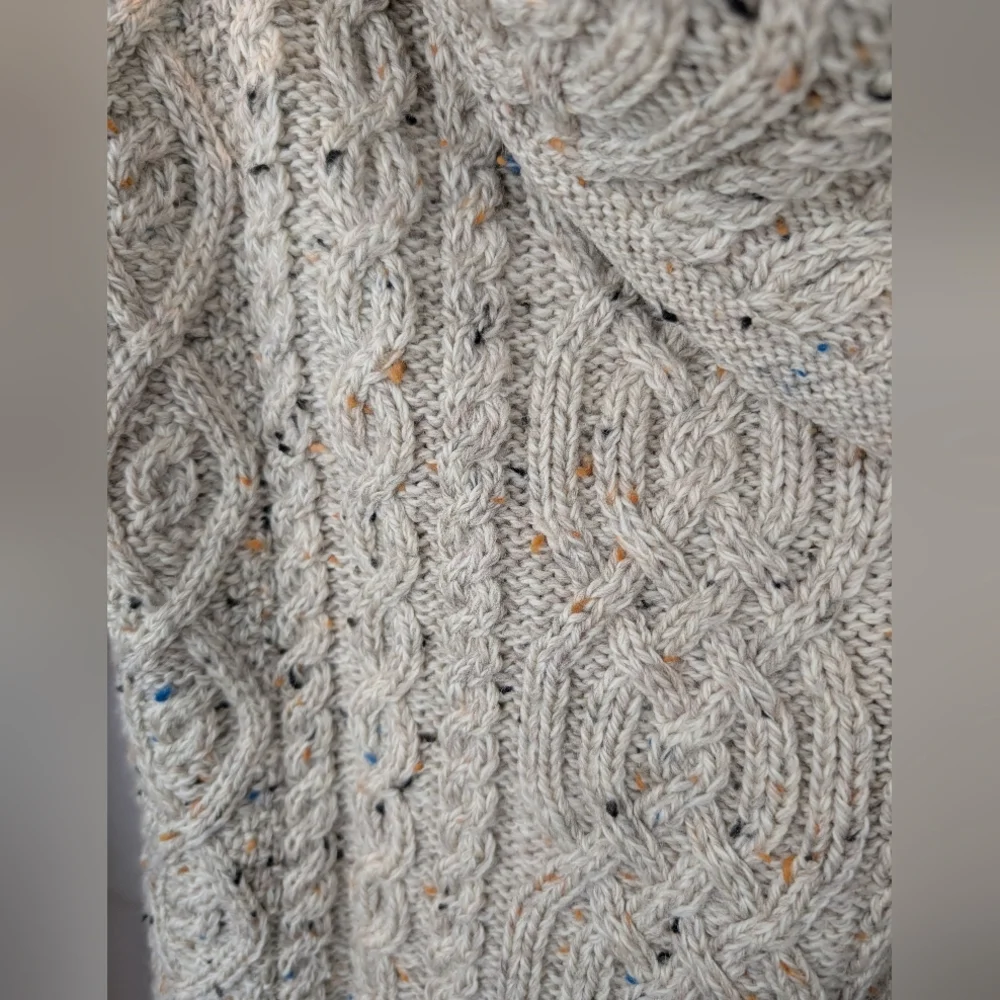 Aran Mor Cream Cable Knit Sweater Cardigan Size M In EUC - Picture 6 of 8